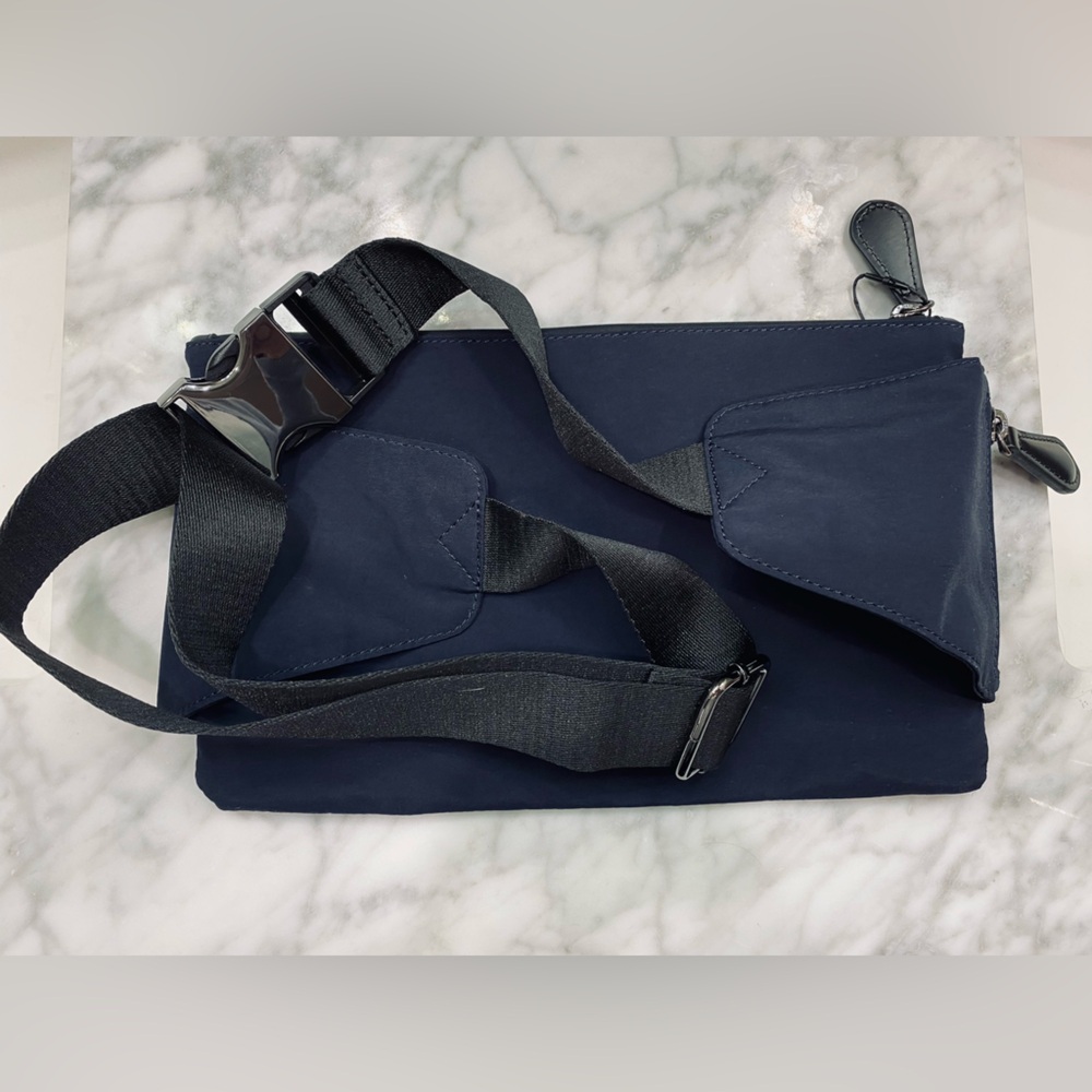 NWT Navy Blue Unisex Gregory Nylon BeltBag - Picture 4 of 9